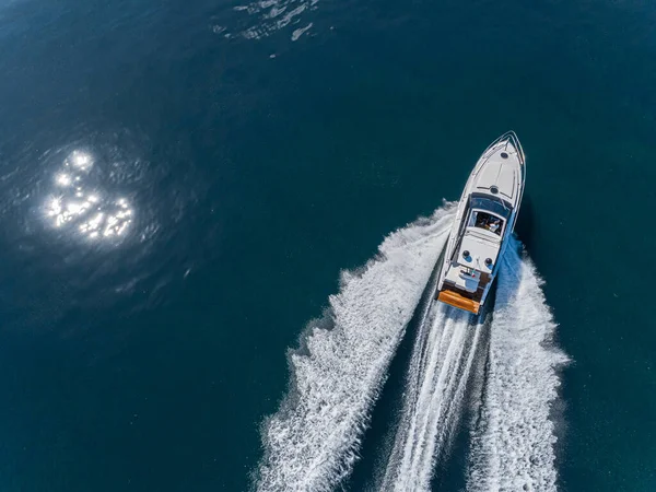 Motorboot Navigatie Vanuit Lucht — Stockfoto