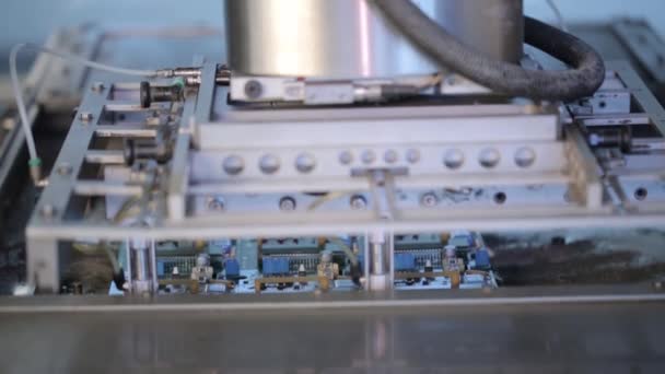 Manufaktur papan sirkuit cetak elektronik, papan sirkuit cetak, PCB — Stok Video