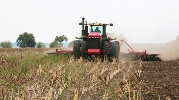 Labranza mecanizada con cultivadores de discos — Vídeos de Stock