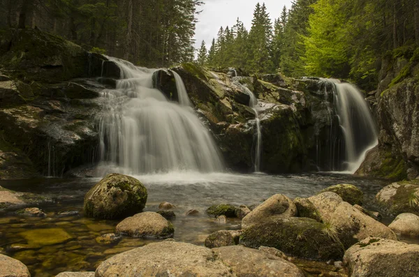 Vodopád malé Labe v Krkonoších (Česká republika) — Stock fotografie