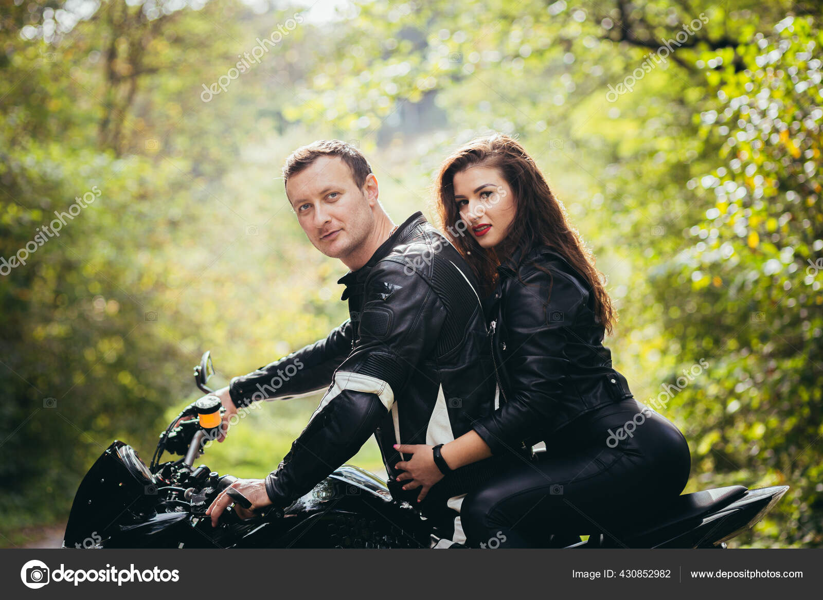 Guys Girls Like Motorcycles Young Couple Guy Girl Black Sports