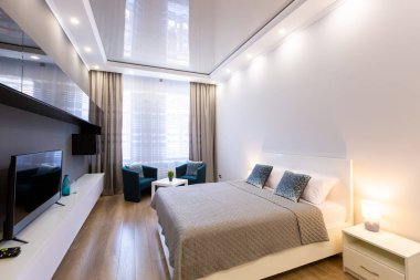 İç mekan fotoğrafçılığı, modern tarzda oturma odası, gerçek bir daire.