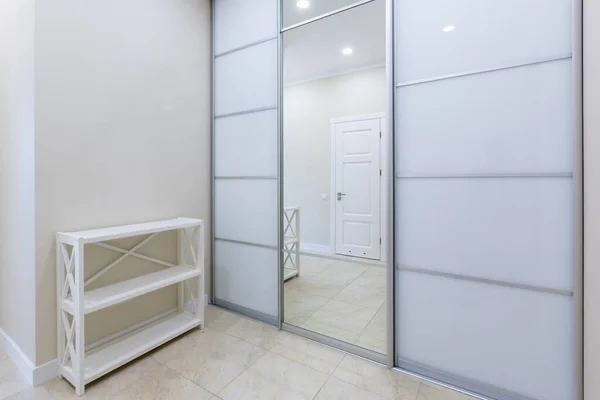 Interior Photo Corridor Entrance Apartment Large White Closet — Stock Photo, Image