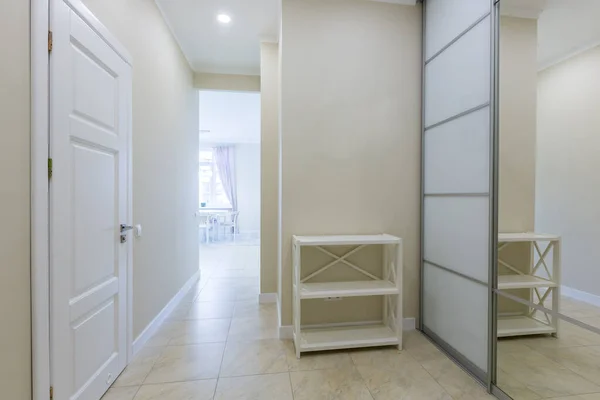 Interior Photo Corridor Entrance Apartment Large White Closet — Stock Photo, Image