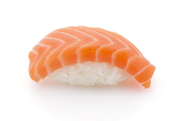 Japanse keuken. Sushi met verse ingrediënten. — Stockfoto