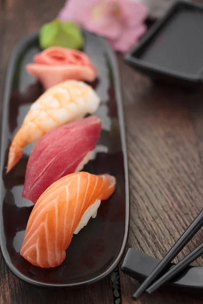 Cocina japonesa. Sushi. — Foto de Stock