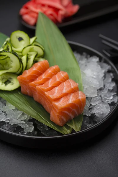 Japanese cuisine. Sushi. — Stock Photo, Image