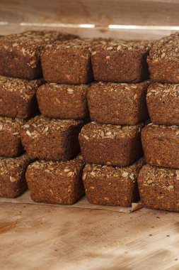 Taze ekmek. Pişirme.