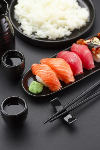 Japanse keuken. Sushi. — Stockfoto