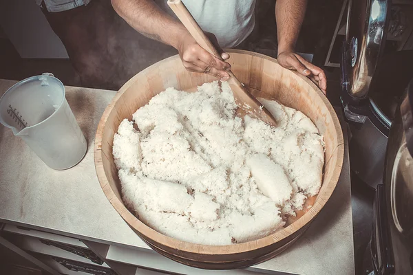 Arroz em hangiri — Fotografia de Stock