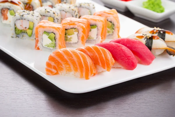 Cucina giapponese. Sushi . — Foto Stock