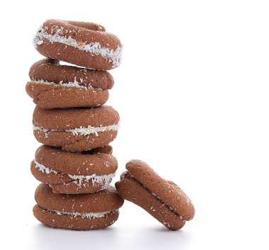 Beyaz arka plan üzerinde izole taze lezzetli Kurabiye