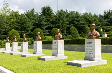 Devrimciler, Pyongyang, Kuzey Kore mezarlığı