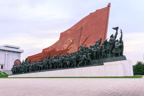 Corea del Norte, Pyongyang, Mansudae Hill — Foto de Stock