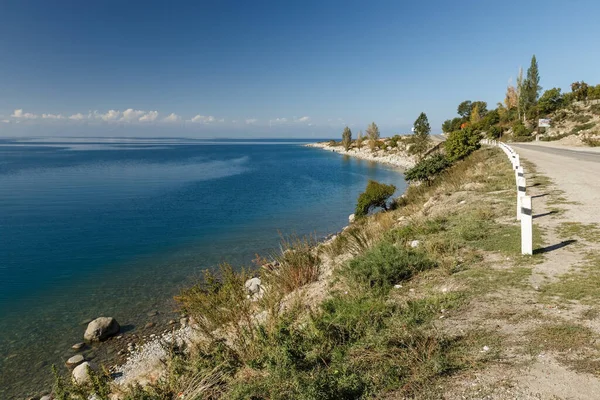 Issyk-Kul Lake, Kyrgyzstán — Stock fotografie