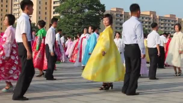 Pjöngjang, Nordkorea - 27. Juli: Massenszenen zu Ehren des Sieges am 27. Juli 2014 in Pjöngjang, Nordkorea. — Stockvideo