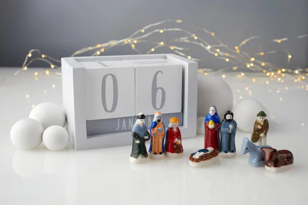 Happy Epiphany day, three kings day. Calendar with three kings on white background — Stock Photo, Image