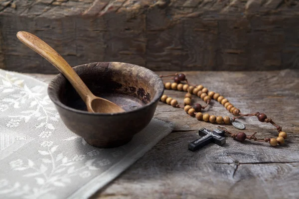 Fasting, Lent. Cup and cross. — Stock Photo, Image