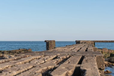 Uruguay kıyısında sakin bir günde rıhtım