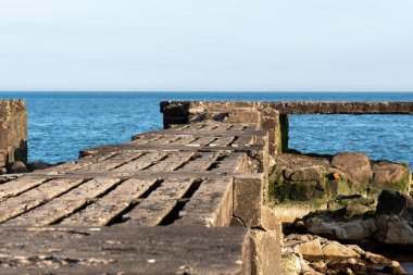 Uruguay kıyısında sakin bir günde rıhtım