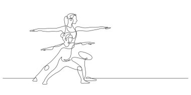 Yoga yapan anne ve kızı virabhadrasana, savaşçı bir çizgi çiziyor ve sürekli el çizimi çiziyor.