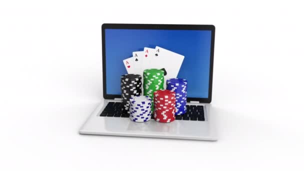 赌场和在笔记本电脑上玩牌的芯片 在线赌场的概念 在手提电脑上赌博筹码扑克牌 3D动画 有Alpha频道 — 图库视频影像