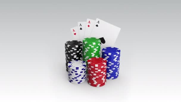 Explosieve Verschijning Van Vier Azen Multi Gekleurde Poker Chips Close — Stockvideo