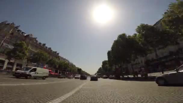 Condução através de Paris — Vídeo de Stock