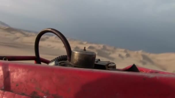 Buggy trip in the sand desert — Stock Video