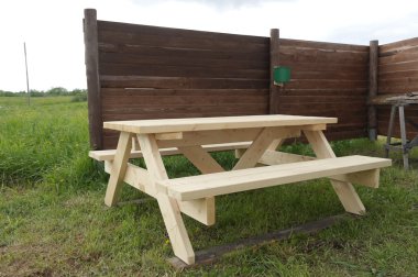 Tablo ve Bahçe Banklar