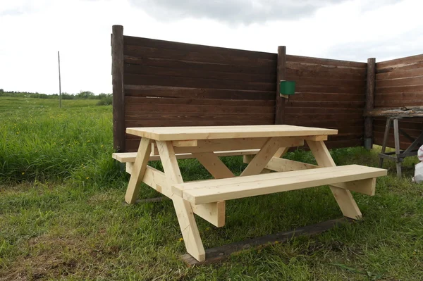 Tablo ve Bahçe Banklar