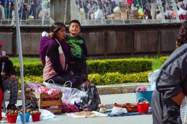 Makalelerin ve temel ihtiyaçların geleneksel 