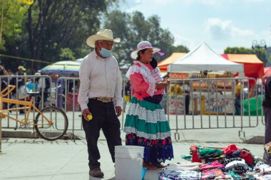 Makalelerin ve temel ihtiyaçların geleneksel 