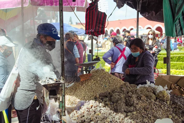 Realiza Tradicional Trueque Artículos Artículos Primera Necesidad Tradición Milenaria Que — Foto de Stock