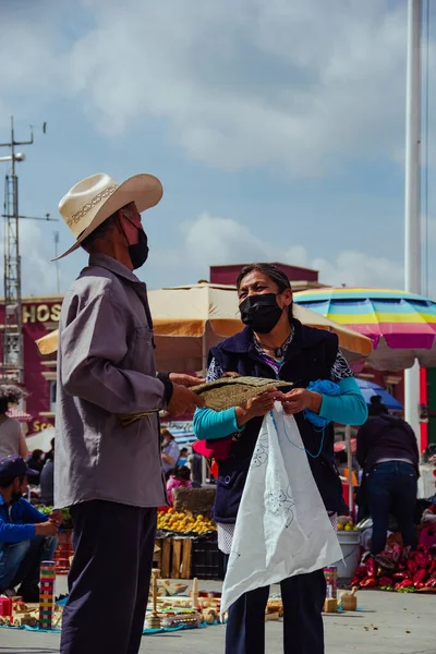 Realiza Tradicional Trueque Artículos Artículos Primera Necesidad Tradición Milenaria Que — Foto de Stock