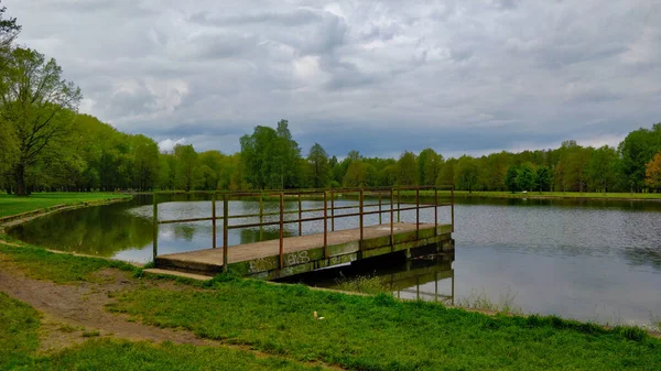 Liten Kaj Den Konstgjorda Sjön Ceske Budejovice Sjön Del Stor — Stockfoto