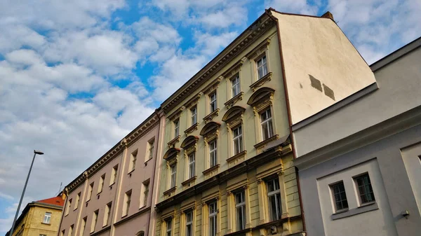 Prague République Tchèque Août 2021 Vieux Immeubles Appartements Municipaux Dans — Photo