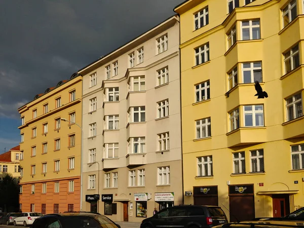 Praga República Checa Septiembre 2021 Casas Apartamentos Municipales Estilo Antiguo —  Fotos de Stock