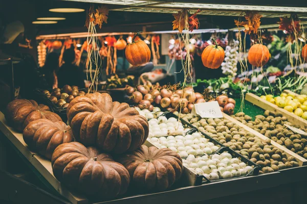 Vegetables on sale — Stock Photo, Image