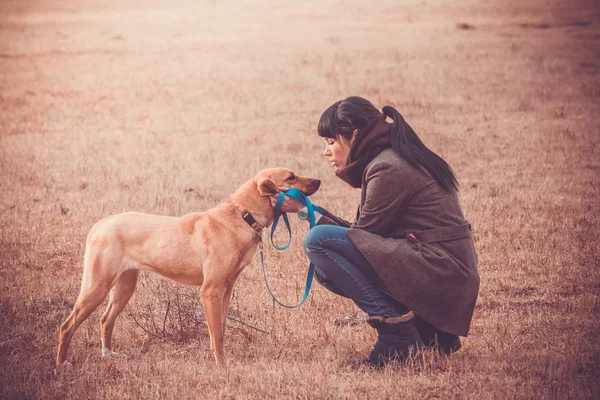 Promenade avec chien — Photo