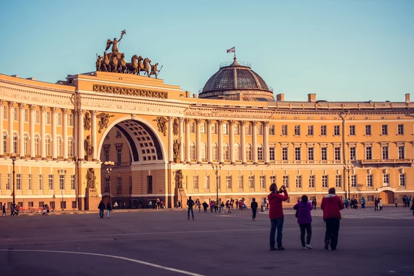 Praça do palácio (Praça Dvortsovaya  ) — Fotografia de Stock