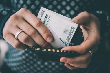 Para birimi holding eller