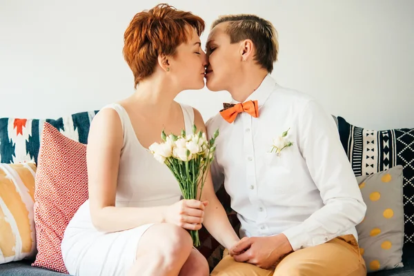 可爱的女同性恋夫妇 — 图库照片