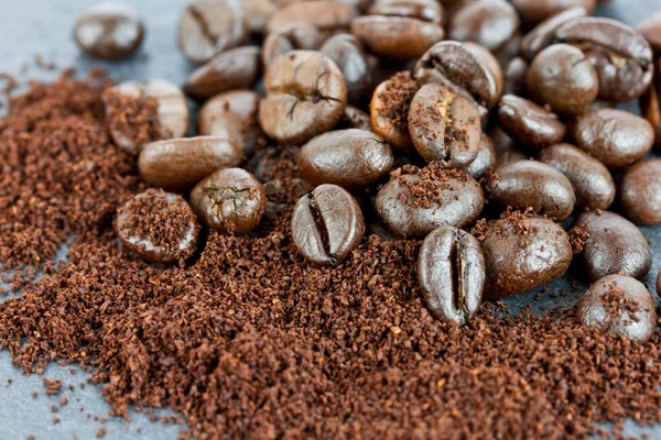 Geröstete Kaffeebohnen — Stockfoto