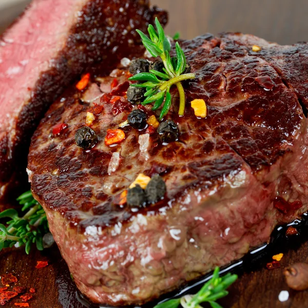 Grilled steak — Stock Photo, Image