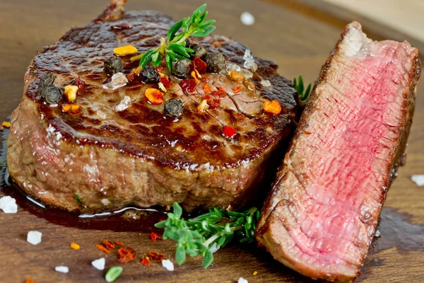 Grilled steak — Stock Photo, Image