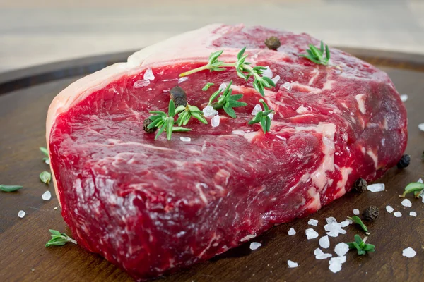 Krvavý steak — Stock fotografie