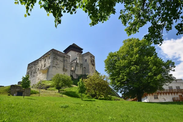 Castello di Trencin, Repubblica slovacca-europea. Bella vecchia architettura . — Foto Stock
