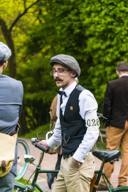 Retro motor ralli bilinmeyen katılımcısı