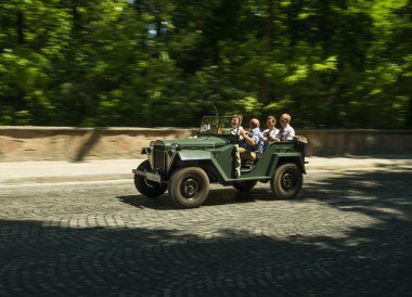 Eski retro araba Gaz - 67